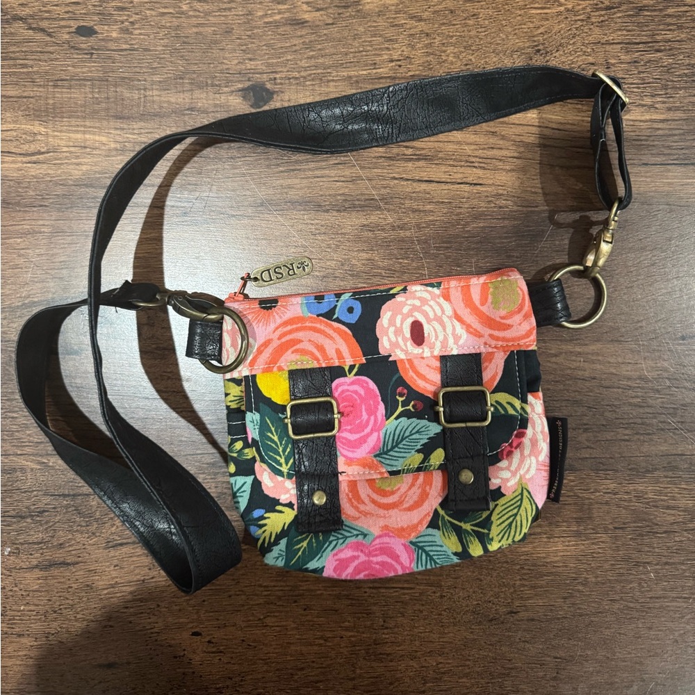 Rebekah Scott Designs Purse in the style “Erin”